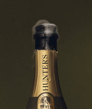 Load image into Gallery viewer, Hunter's Miru Miru Brut Reserve