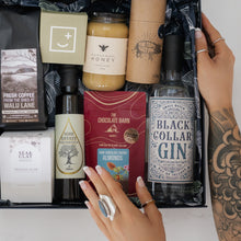 Load image into Gallery viewer, 100% Northland Deluxe Gift Box