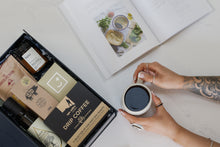 Load image into Gallery viewer, Northland Treats Gift Box