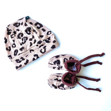 Load image into Gallery viewer, Welcome Baby Girl Gift Box