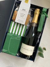 Load image into Gallery viewer, Yuletide Cheer Gift Box
