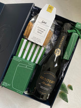 Load image into Gallery viewer, Yuletide Cheer Gift Box
