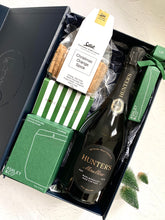 Load image into Gallery viewer, Yuletide Cheer Gift Box

