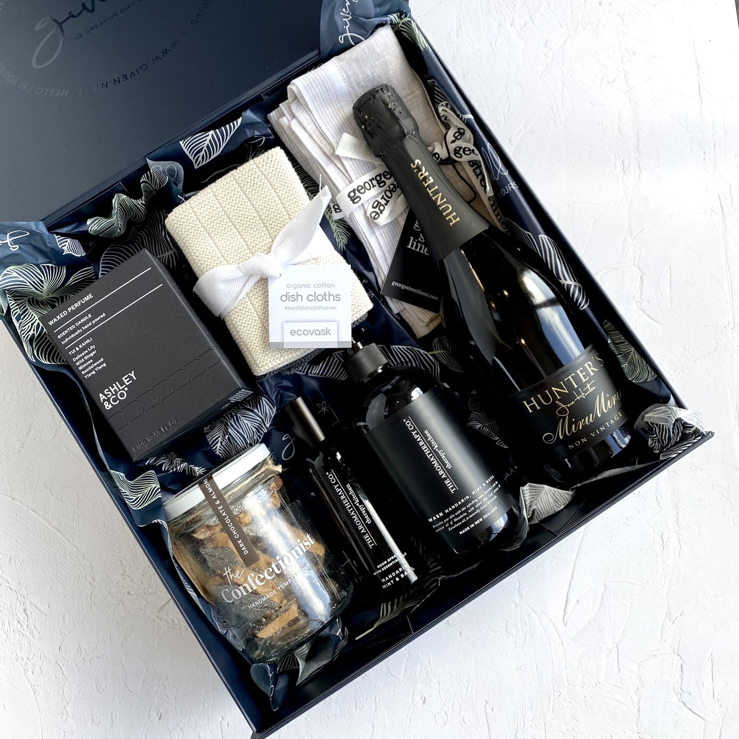 House Warming Deluxe Gift Box