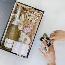 Load image into Gallery viewer, With Love Gift Box
